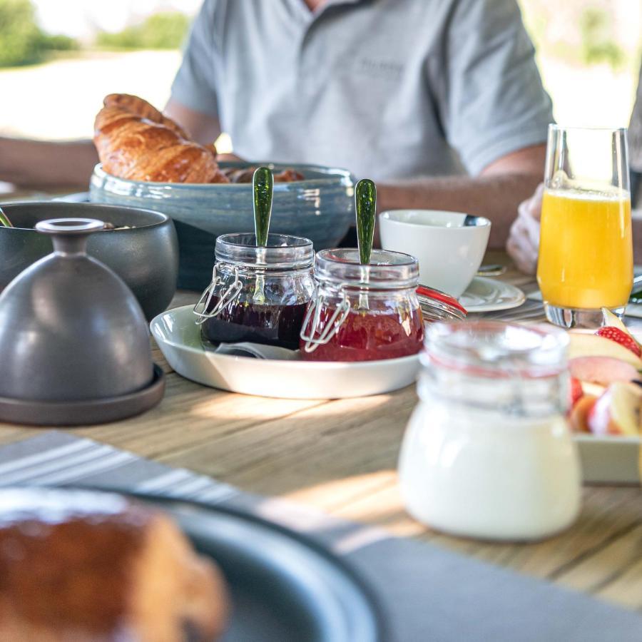 Couette-café Maison De La Bonne Vie *